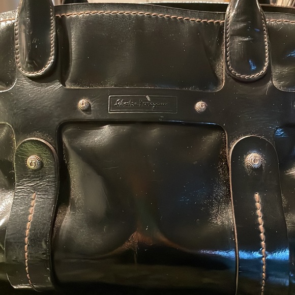 🔥🔥 Price drop!! Salvatore Ferragamo Shoulder Bag🔥🔥 - Picture 10 of 10